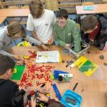 Ciekawy projekt Lego.